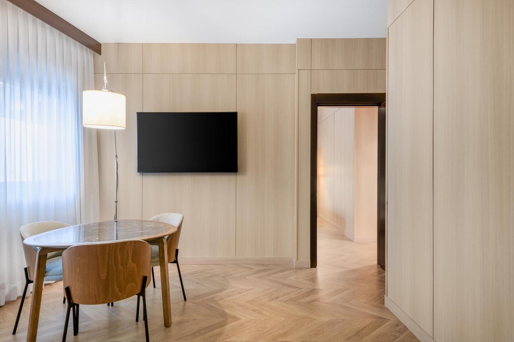Ac Hotel Milano By Marriott Exterior photo