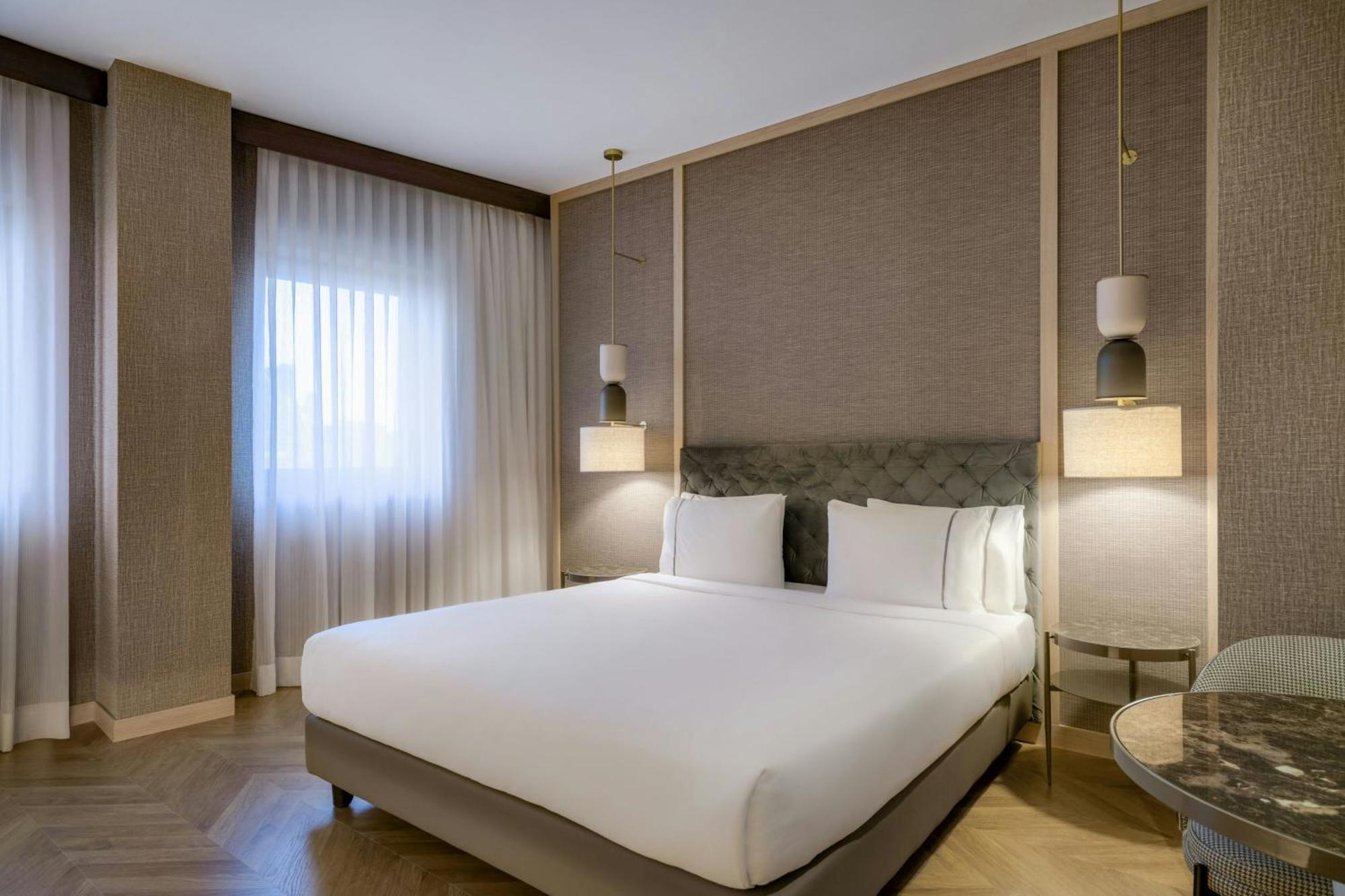 Ac Hotel Milano By Marriott Exterior photo