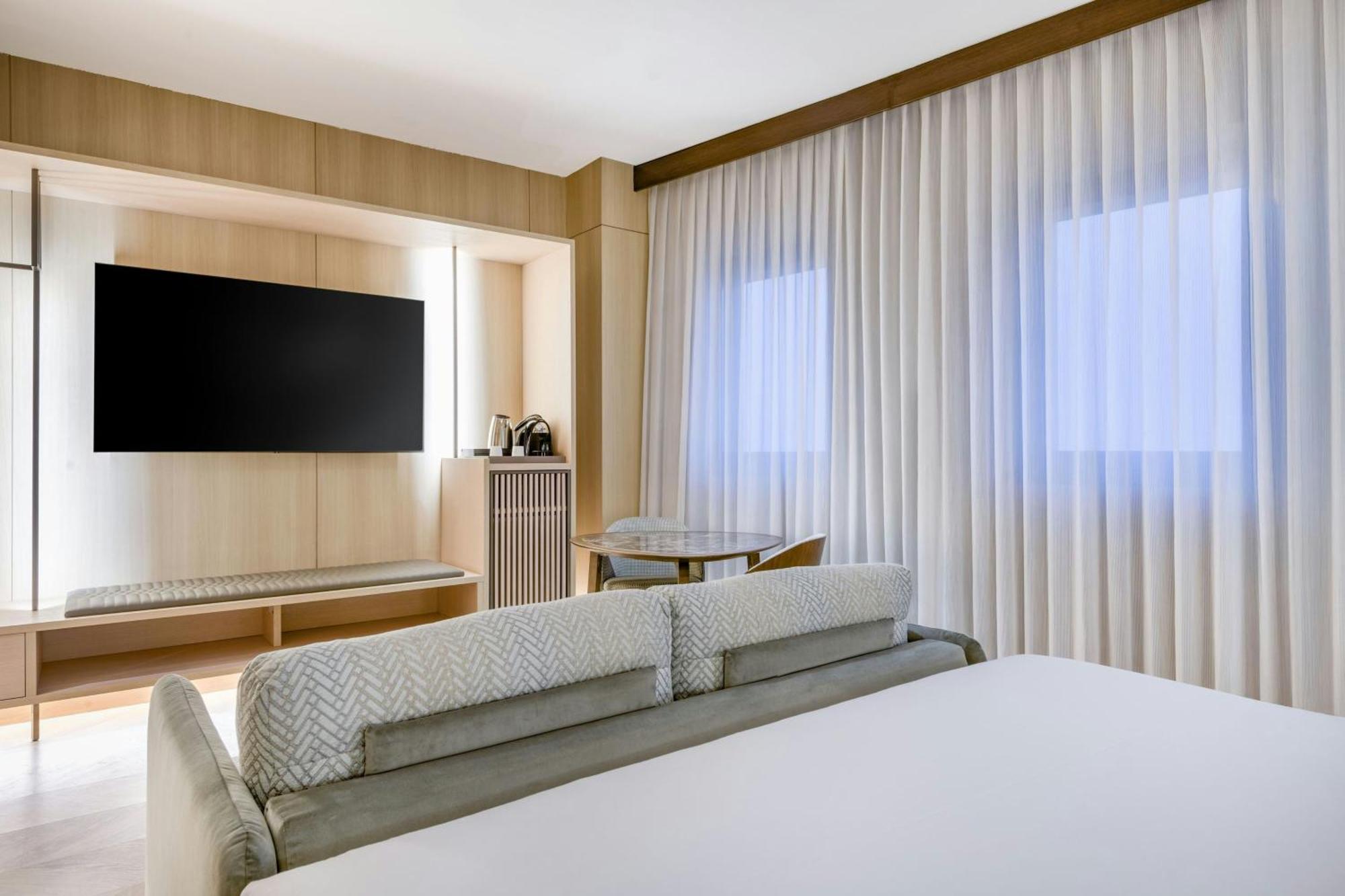 Ac Hotel Milano By Marriott Exterior photo